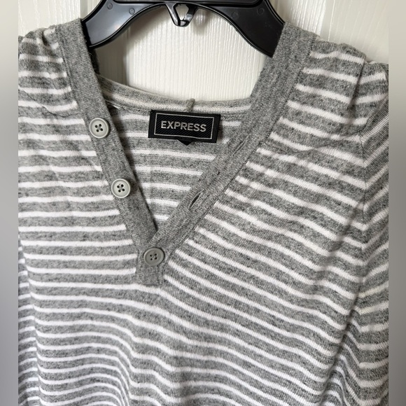 Express Heather Gray Striped Pullover - Picture 2 of 5